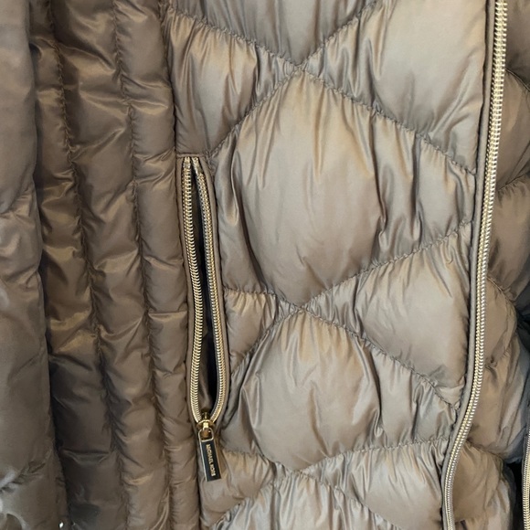 Michael Kors packable down - Picture 3 of 4